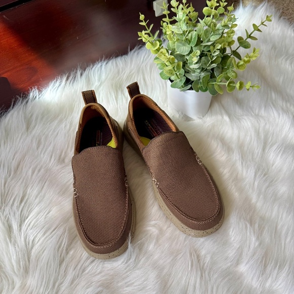 NWOB Skechers Proven–Renco Men’s Slip-On Shoes Brown Canvas & Suede Size‎ 8.5 main image 7